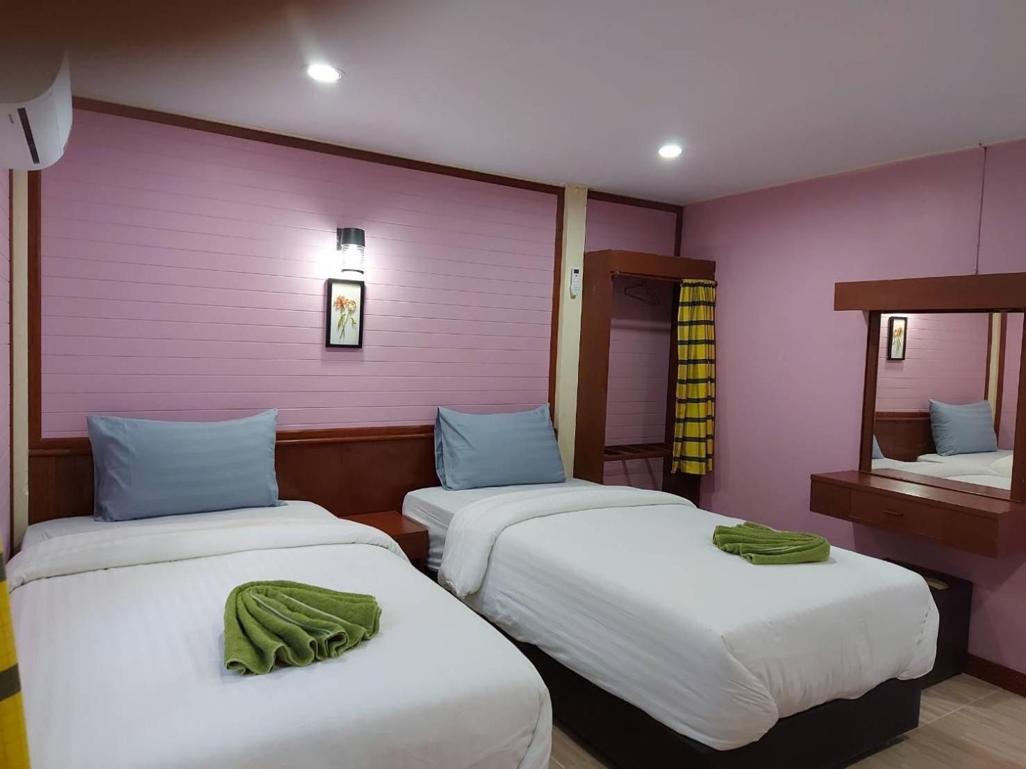 Hotel Haad Somboon House Bang Saphan Exterior foto