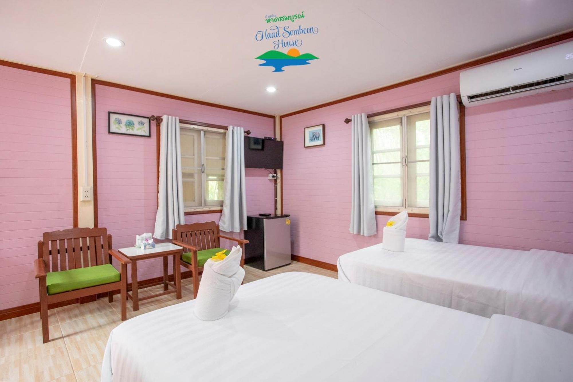Hotel Haad Somboon House Bang Saphan Habitación foto
