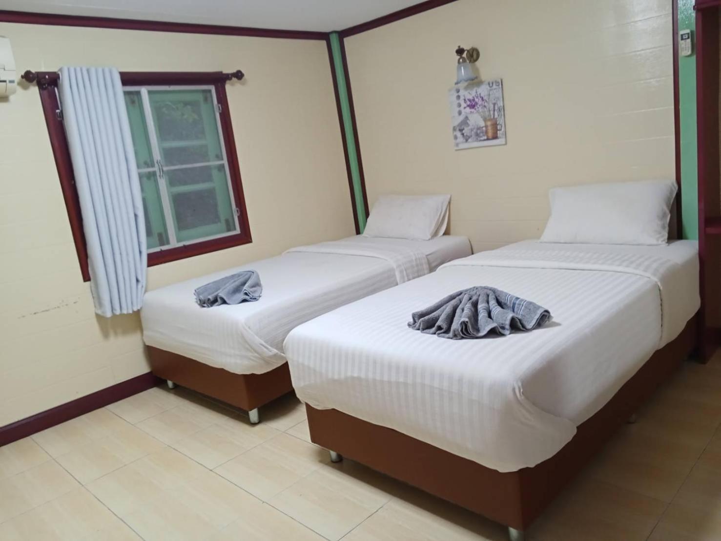 Hotel Haad Somboon House Bang Saphan Exterior foto