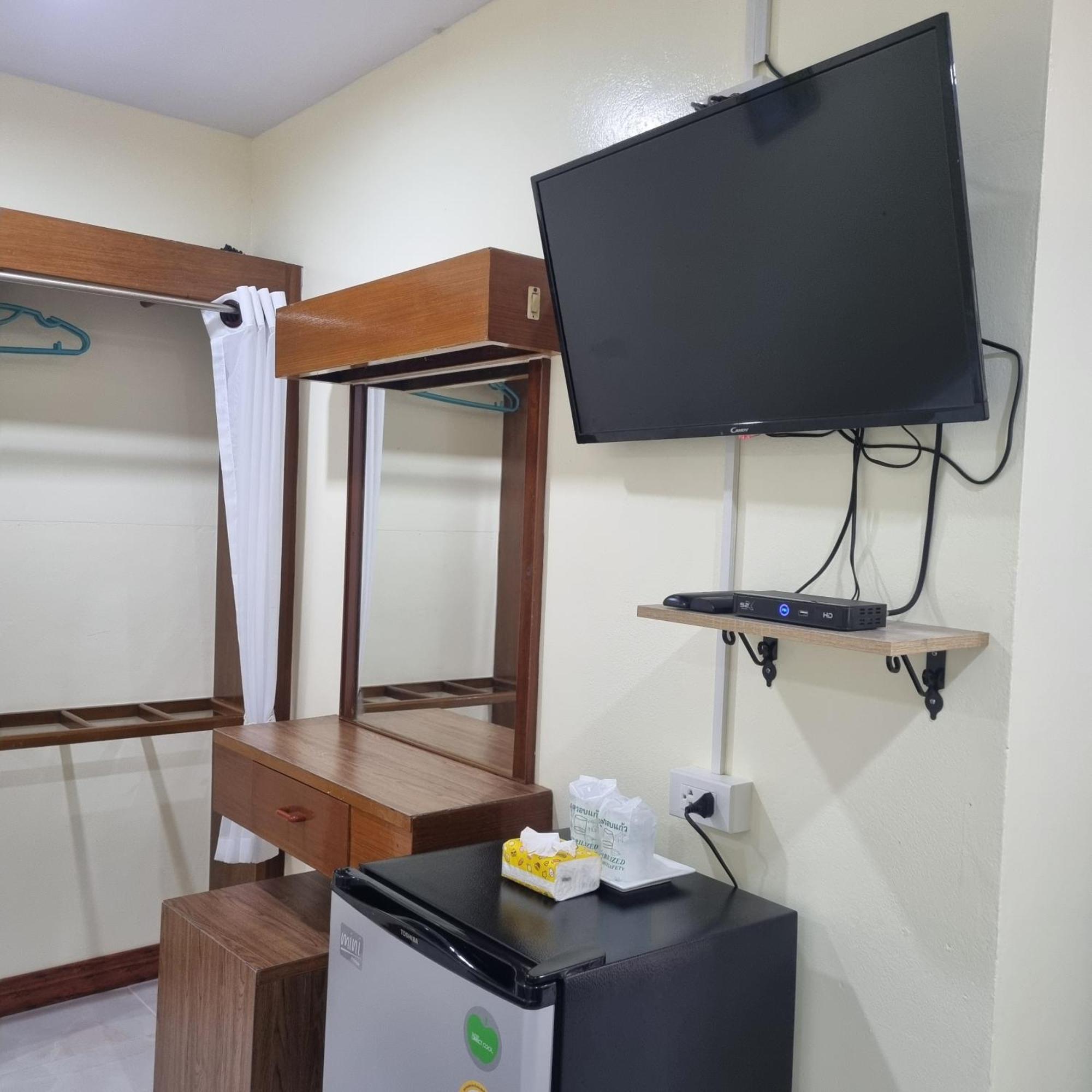 Hotel Haad Somboon House Bang Saphan Exterior foto