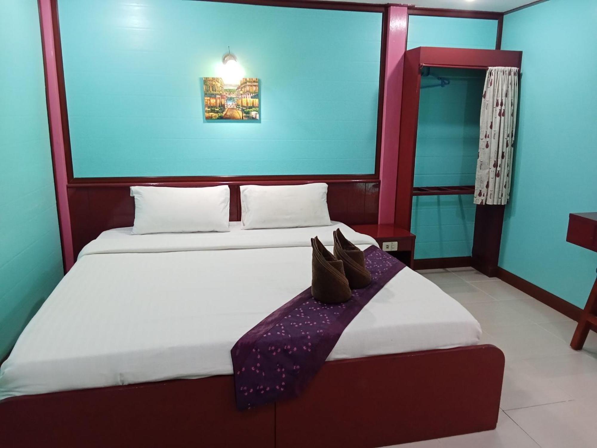 Hotel Haad Somboon House Bang Saphan Exterior foto