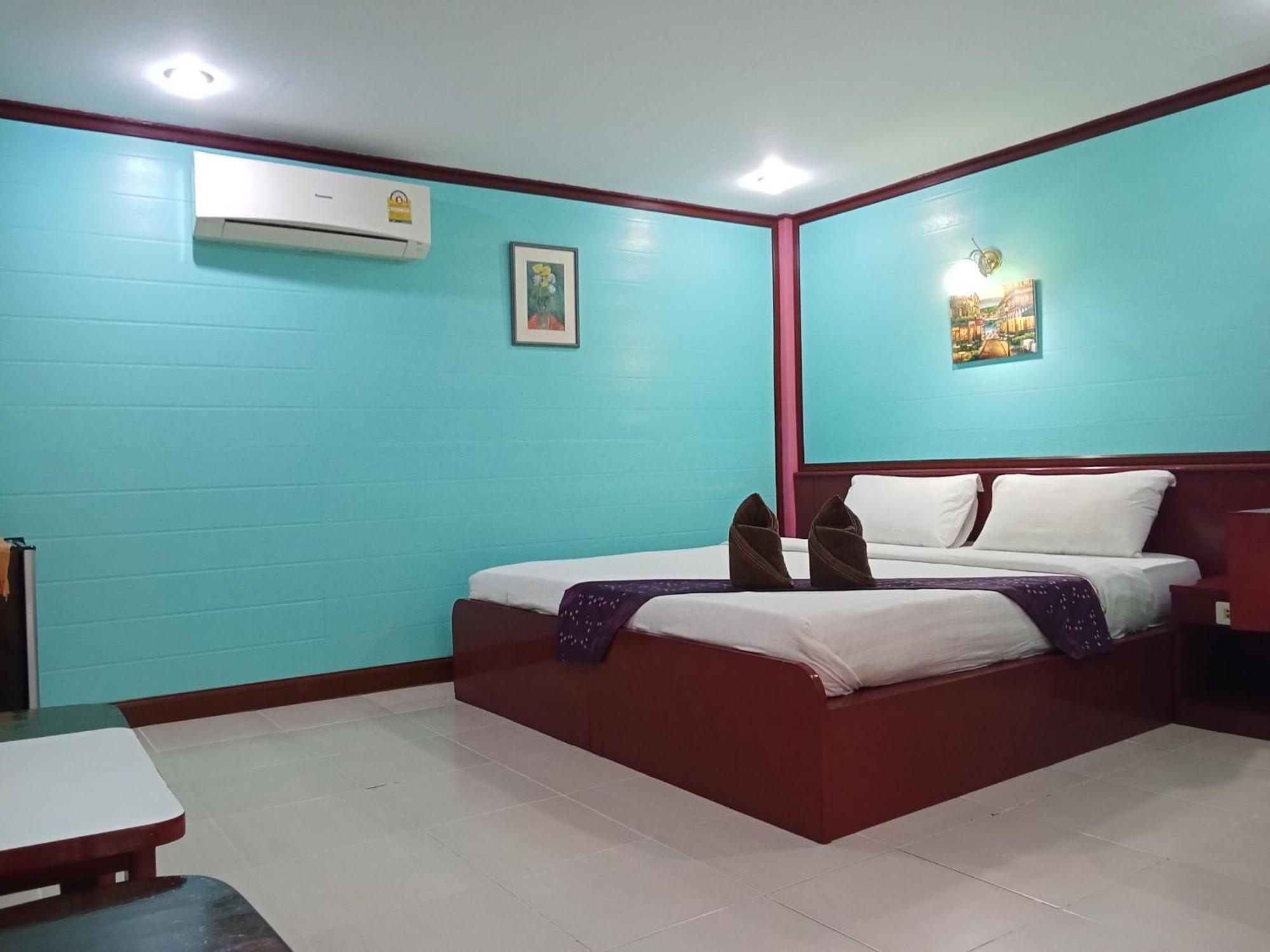 Hotel Haad Somboon House Bang Saphan Exterior foto